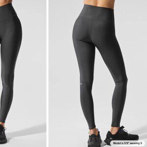 Alo Yoga High-Waist Airlift Legging
